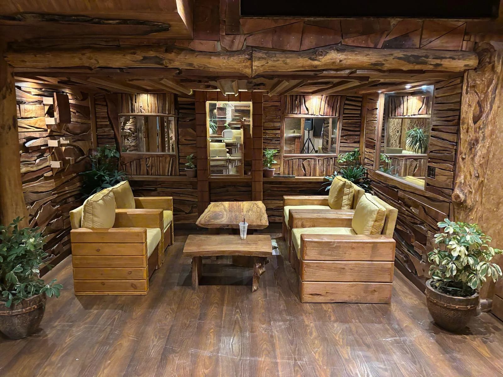 The Basement at NINETY 3°